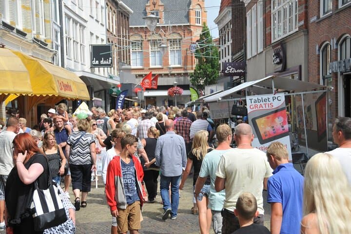 Self-Guided e-Scavenger Hunt in Sneek: App-Led Historic Walking Tour photo 6