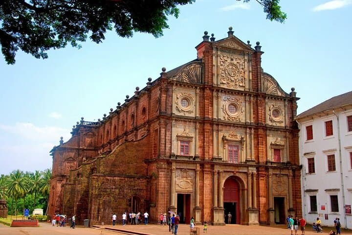 Full-Day South Goa Sightseeing: Old Goa, Temples & Mandovi River Cruise photo 3