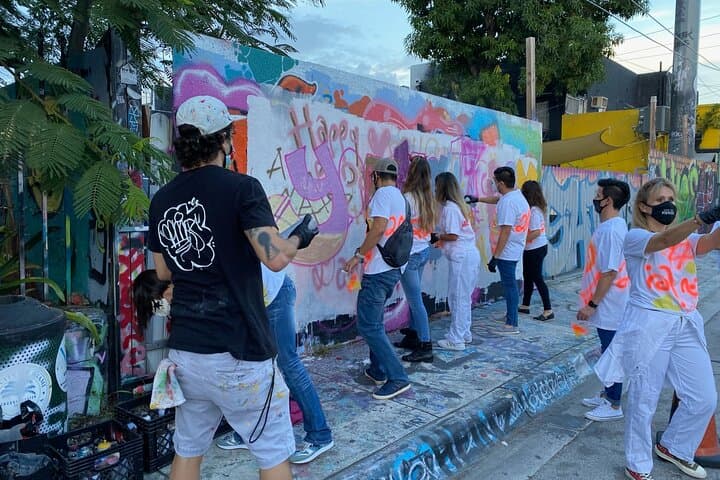 Wynwood Graffiti Master Class: Learn Street Art on a Citadel Rooftop photo 4