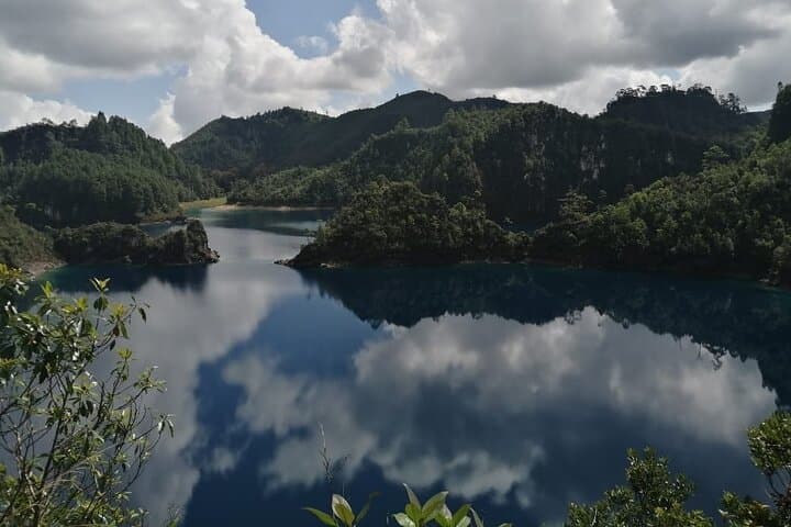 Chiflón Waterfall and Montebello Lagoons Day Tour from San Cristóbal photo 3