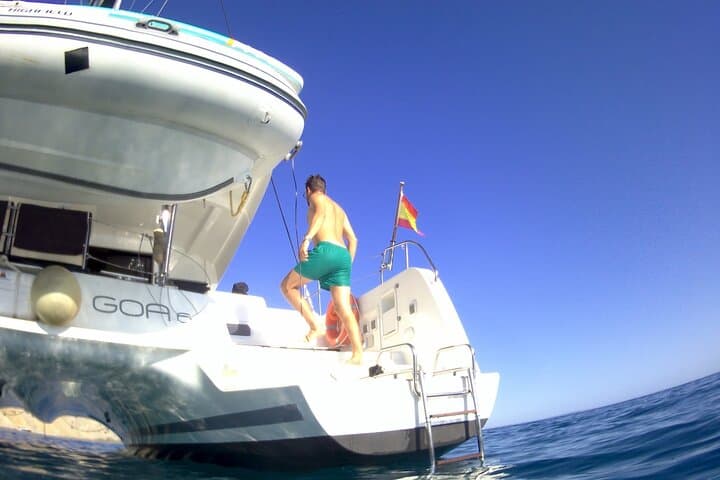 St. Antonio Half-Day Catamaran: Paddle, Snorkel & Beach Shore Excursion in Ibiza photo 6