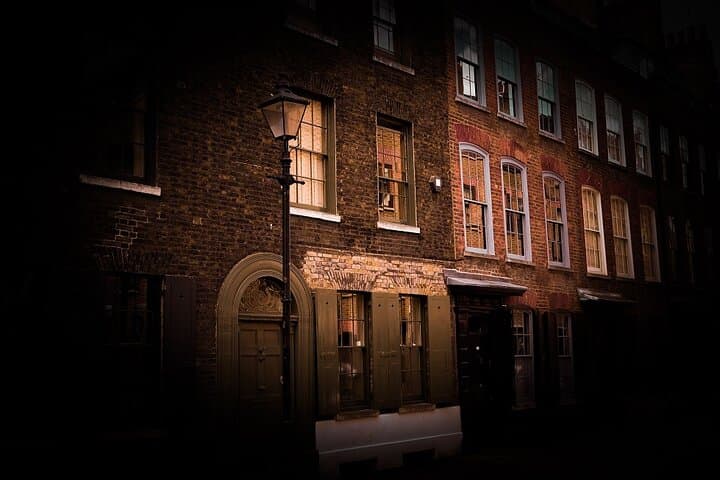 Jack the Ripper East End Private Walking Tour — Whitechapel Walking History photo 4