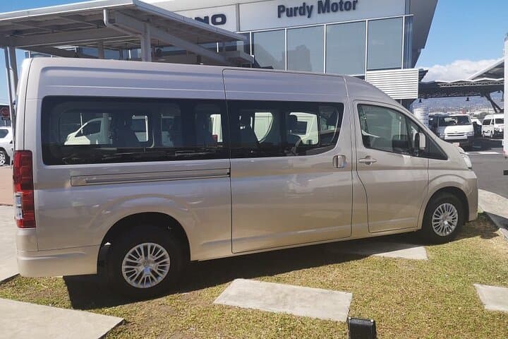 Private Transfer from La Fortuna to Puerto Viejo & Cahuita (Limon) — Door-to-Door Minivan (4–5 hrs)