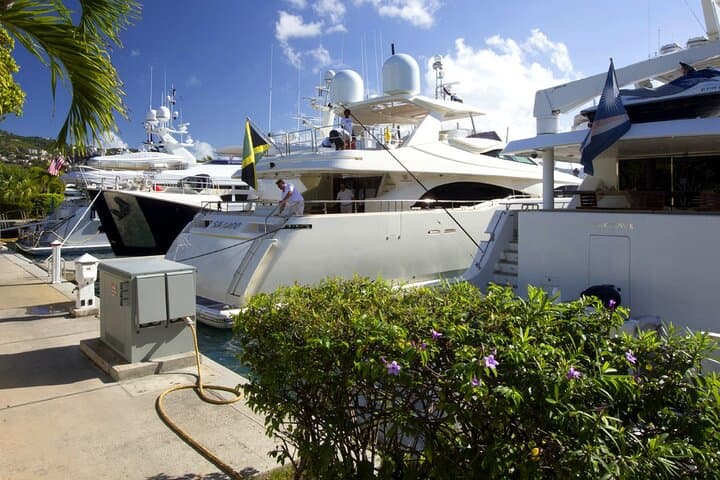 St. Thomas Private Transfer: Cyril King Airport to Crown Bay Marina
