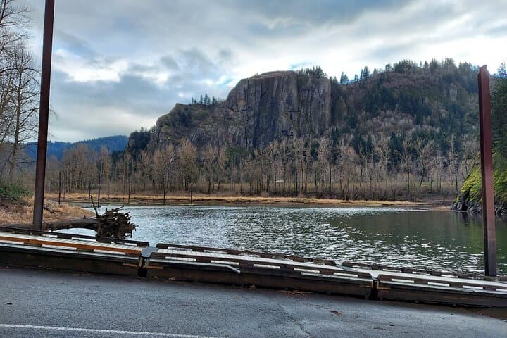 Private Columbia River Gorge Half-Day Waterfall Tour from Portland photo 5