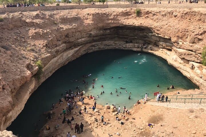 7-Day Oman Adventure: Wahiba Sands, Wadi Shab, Nizwa & Jebel Shams photo 2