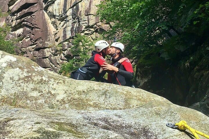 Beginner Canyoning in Ticino: Boggera Gorge Near Bellinzona photo 6