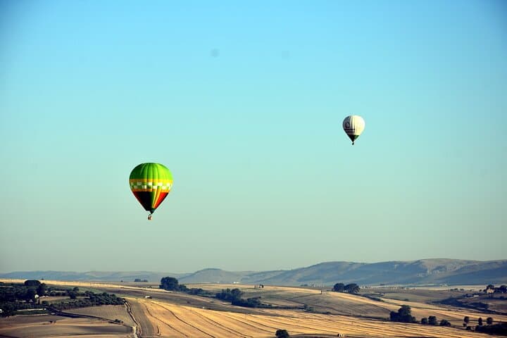 Hot Air Balloon Over Gravina in Puglia — Alta Murgia Sunrise Flight photo 4