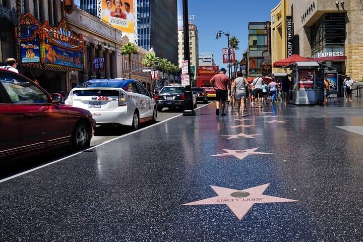 Los Angeles Highlights Tour from Long Beach: 8-Hour Small-Group City Drive photo 4