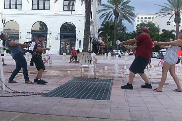 Crazy Dash Tampa: App-Led Scavenger Hunt Through Downtown photo 3