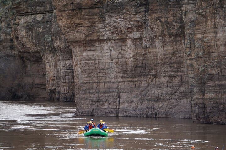 Salt River Whitewater Rafting Full-Day: Class III–IV in the Salt River Canyon photo 4