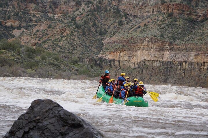 Salt River Whitewater Rafting Full-Day: Class III–IV in the Salt River Canyon photo 5