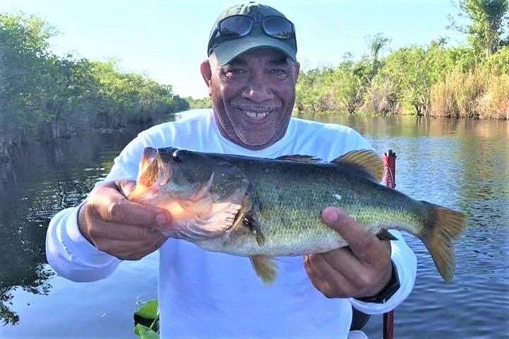 Private Lake June Bass Fishing Charter — 4-Hour Guided Trip in Florida photo 2