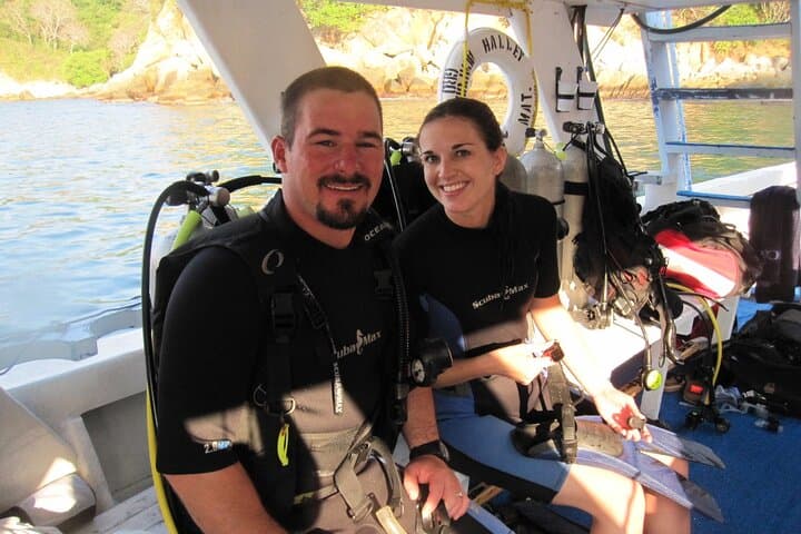 Two-Tank Boat Dives at Isla Roqueta — Acapulco Guided Dives for Certified Divers photo 5