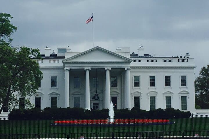 Washington DC Monuments Day Tour from New York — White House, Capitol & Arlington