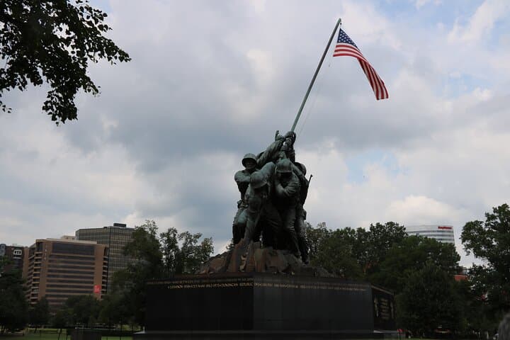 Washington DC Monuments Day Tour from New York — White House, Capitol & Arlington photo 5