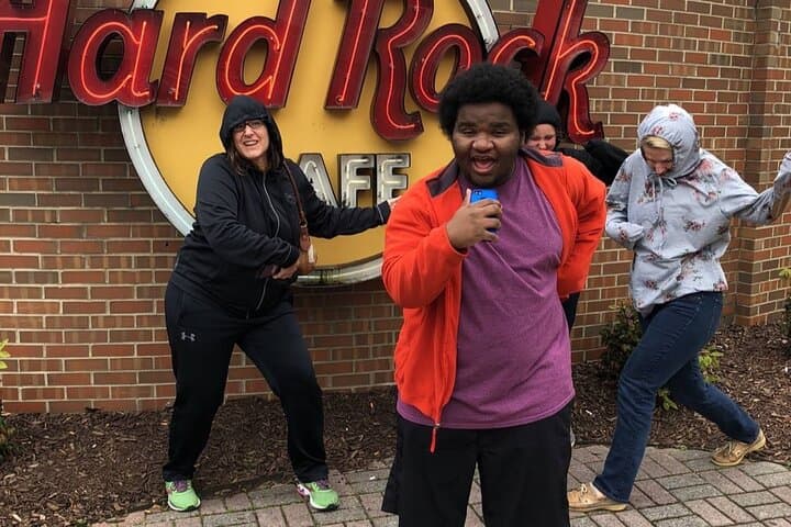 Explore Cleveland on a Royal Scavenger Hunt: Wacky Walks City Adventure photo 4