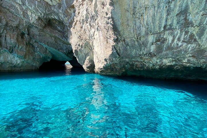 Half-Day Private Boat Tour of Capri: Coves, Caves & Faraglioni photo 2