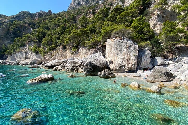 Private Boat Trip to Capri: Explore Grottos, Faraglioni & Sea Coves photo 3