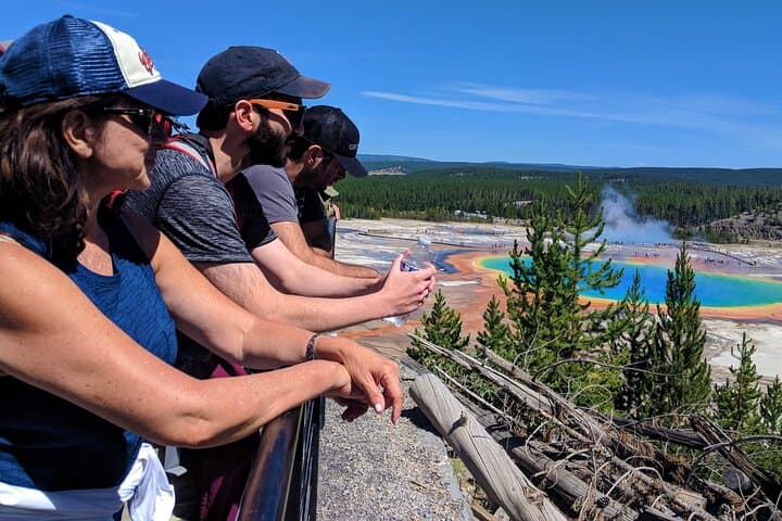 Yellowstone Lower Loop Van Tour — Grand Prismatic, Old Faithful & Artist Point in a Day photo 3