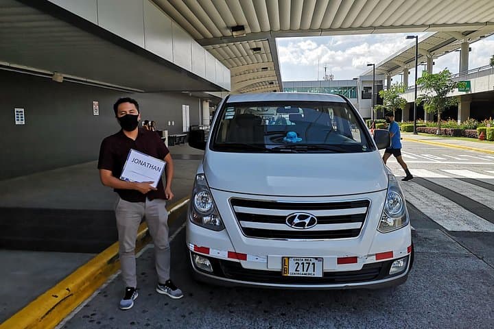 Private Minivan Transfer from Puerto Viejo (Limón) to San José or SJO Airport photo 4