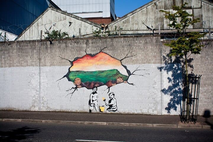Explore Belfast Like a Local: Private Custom Walking Tours photo 6