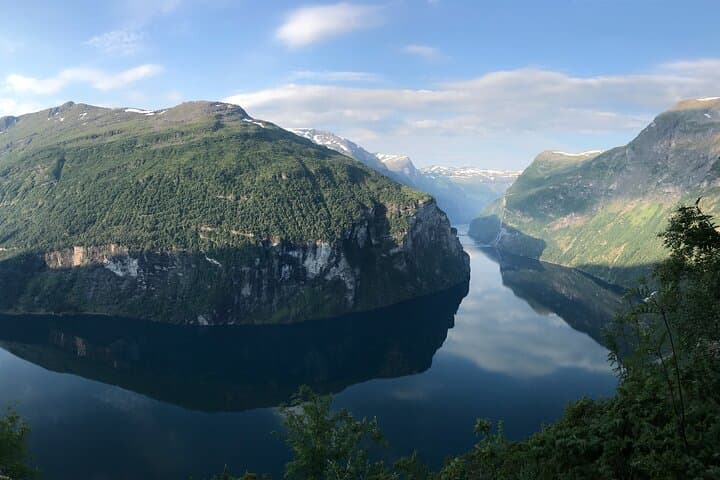 Geiranger Highlights: Flydalsjuvet & Eagle Bend Photo Tour photo 5
