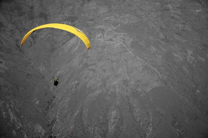 Paragliding Over Bogotá: 20-Minute Tandem Flight from Sopó photo 6