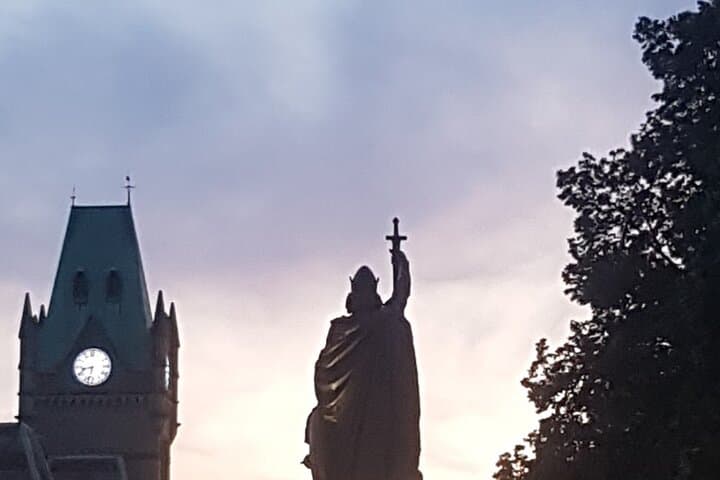 Winchester Literary Walk: Private 2-Hour Historical Tour photo 6