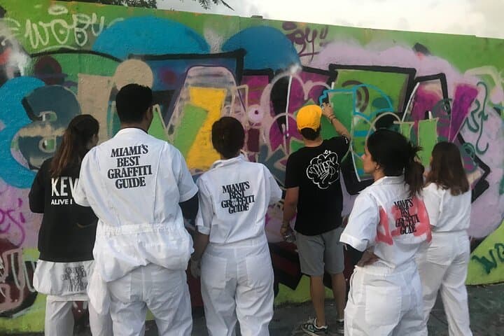 Wynwood Graffiti Master Class: Learn Street Art on a Citadel Rooftop photo 2