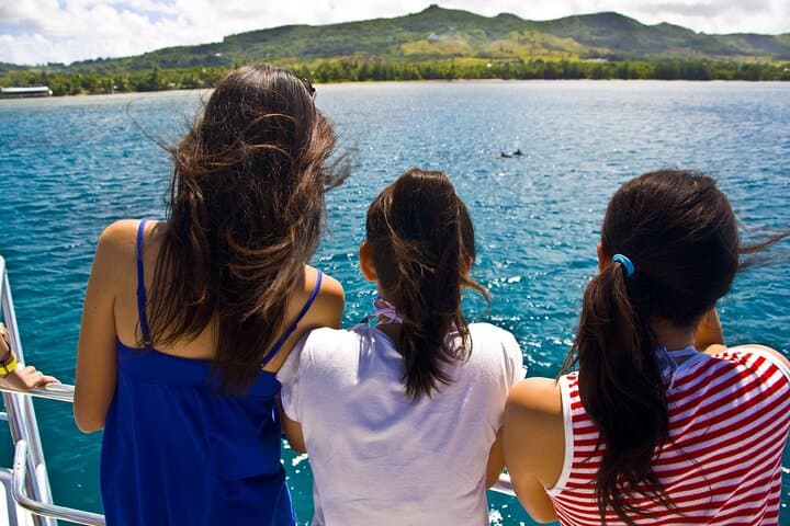 Guam Dolphin Cruise and Piti Bay Snorkel with Lunch photo 6