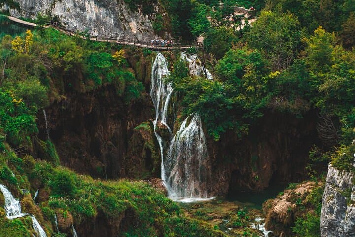 Day Trip from Split to Plitvice Lakes: Private Tour of Croatia's Waterfalls
