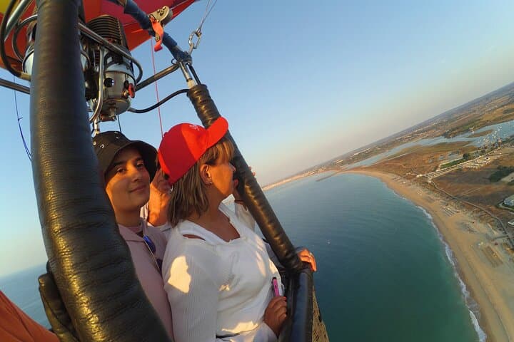 Sunrise Hot Air Balloon Flight Over the Algarve Coast photo 6