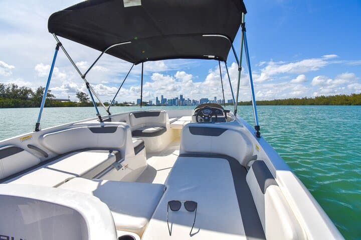 Miami Boat Rental — Be Your Own Captain from Rickenbacker Marina photo 3
