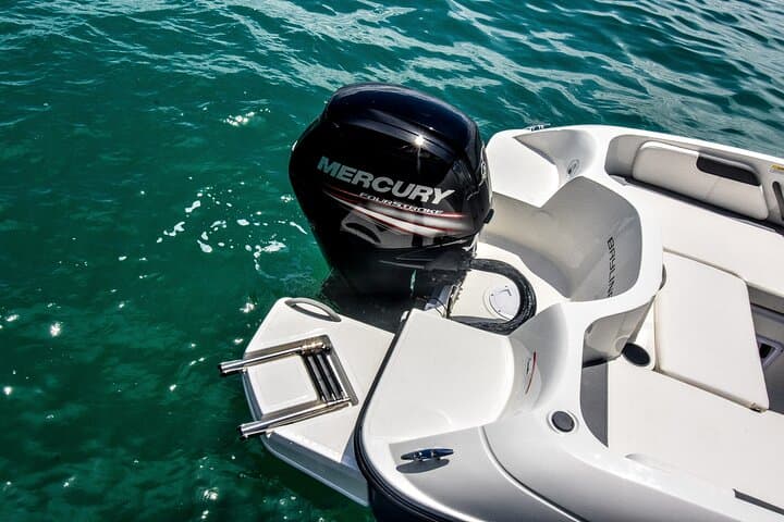 Miami Boat Rental — Be Your Own Captain from Rickenbacker Marina photo 4