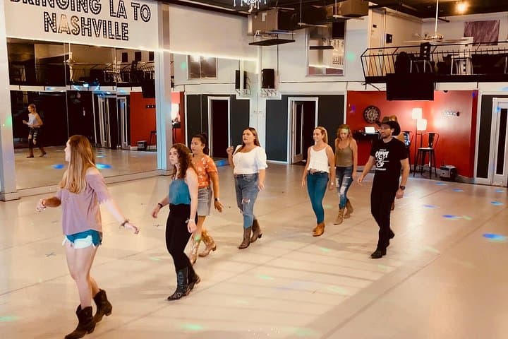 Learn to Line Dance in Nashville: Beginner Country Dance Class in Downtown Music City photo 2