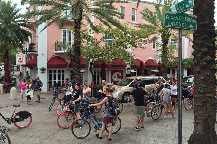 Miami Beach Bike Tour — South Beach Art Deco & Oceanfront Ride photo 3