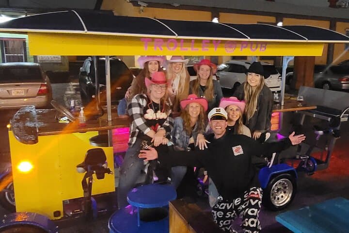 St. Pete Party Bike Pub and Mural Mixer: Trolley Pub Bar Crawl photo 5