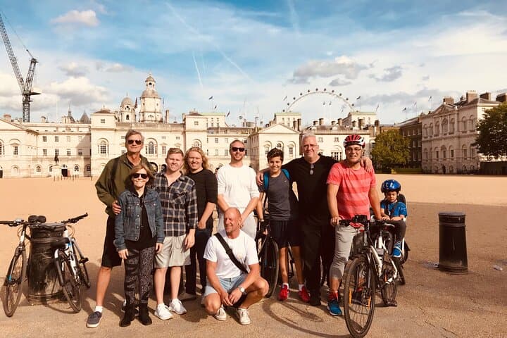 Cycle London's Big Six and a Pub: Guided 5-Hour Bike Tour photo 4