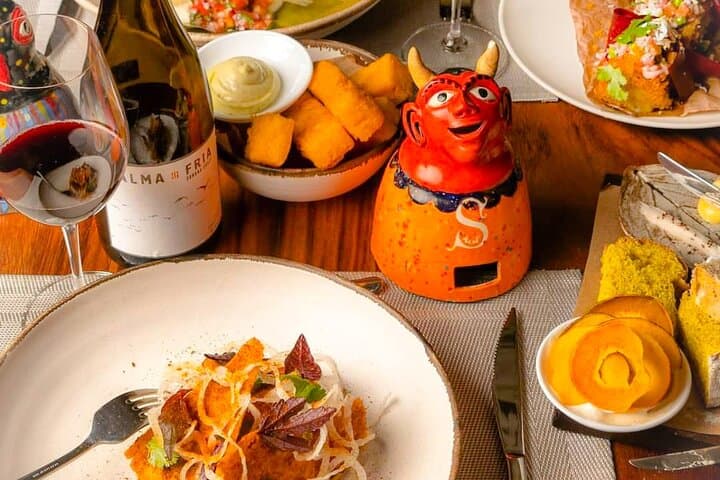San José By Night: Farm-to-Table Dinner & Cocktail Class in the Historic District