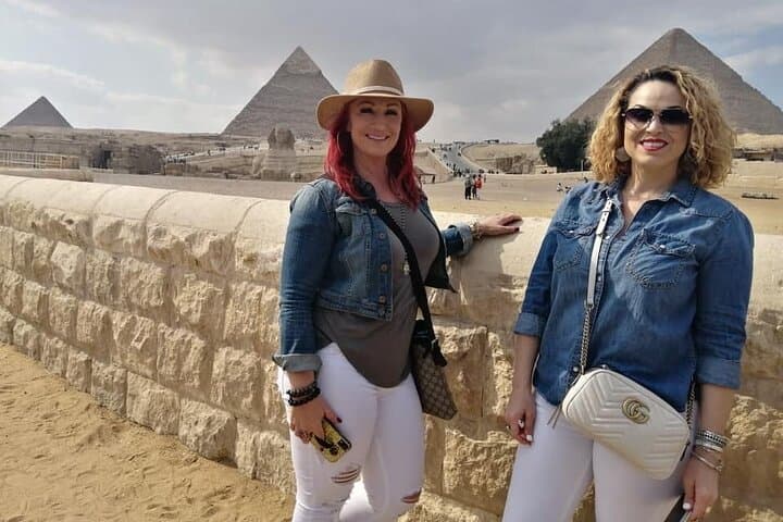Giza Pyramids & Nile Dinner Cruise: Private Guided Tour with Belly Dancer photo 5