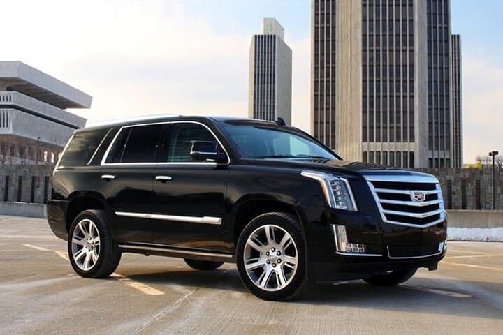 Luxury SUV Private Transfer from PHL to Philadelphia