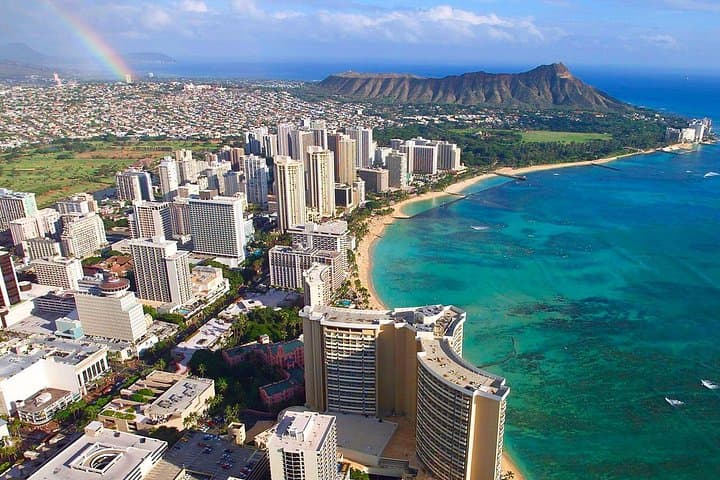Smooth Arrival: Private Luxury SUV Transfer from HNL to Honolulu photo 4