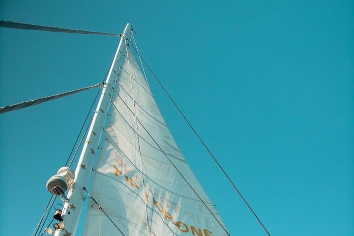 Full-Day Catamaran Cruise to Comino & Grand Harbour (Lunch Included) photo 4