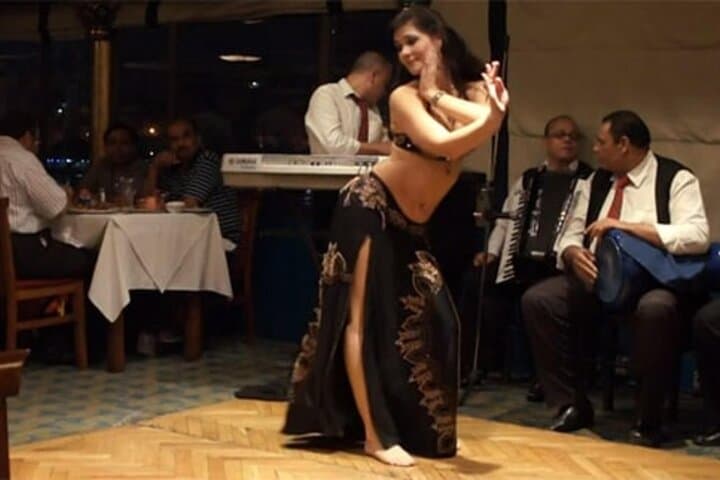 Evening Nile Dinner Cruise with Middle Eastern Show in Cairo photo 4
