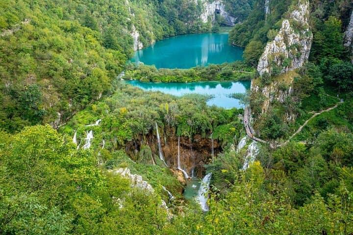 Private Transfer from Split to Plitvice Lakes – Door-to-Door Luxury Van to Croatia’s Waterfalls photo 4