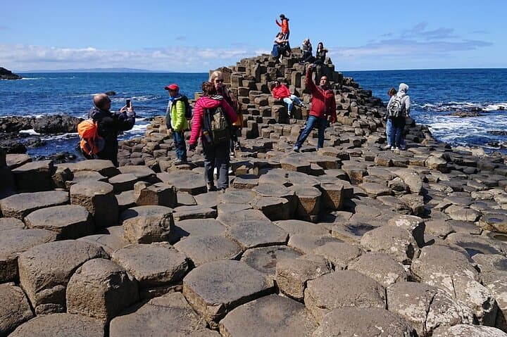 Giants Causeway and Antrim Coast: Private Day Tour from Belfast