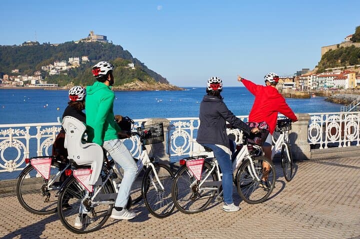 Cycle San Sebastian: La Concha, Gros & Basque City Secrets