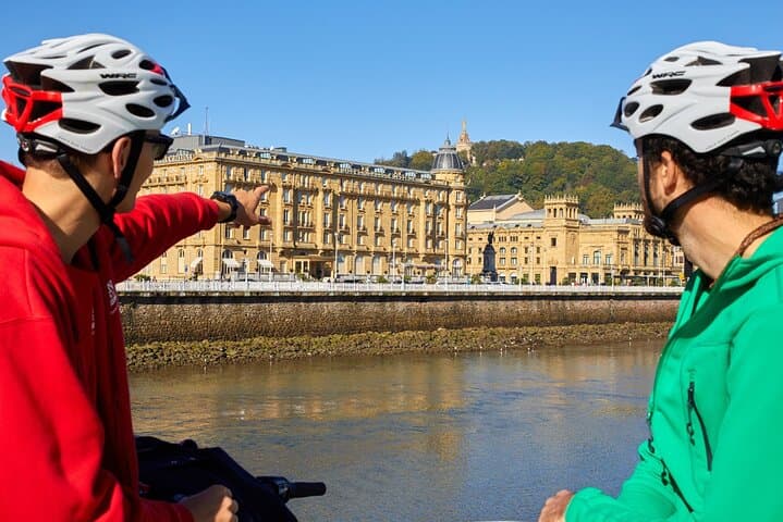 Cycle San Sebastian: La Concha, Gros & Basque City Secrets photo 6