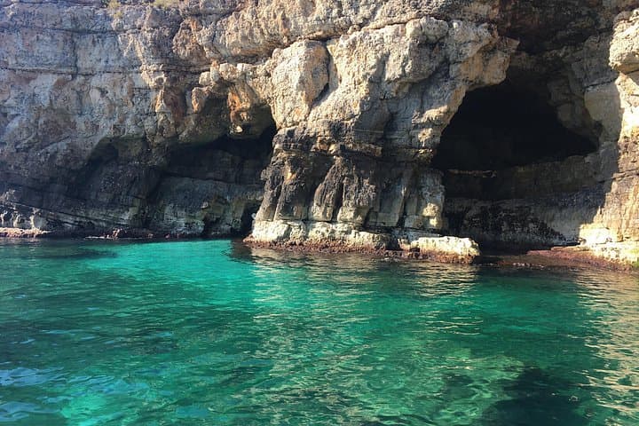 Polignano a Mare Coastal Caves: 90-Minute Boat Tour with Snorkeling & Aperitif photo 4